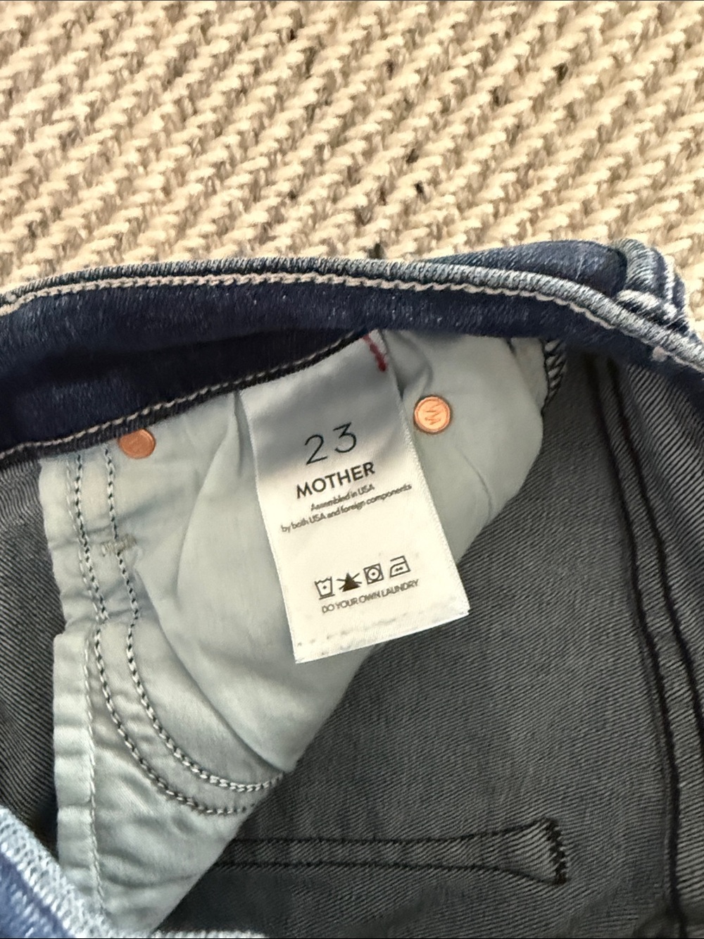 MOTHER Mid-Rise Dazzler Ankle Fray Jeans — Dark Blue size 23 - Picture 5 of 7